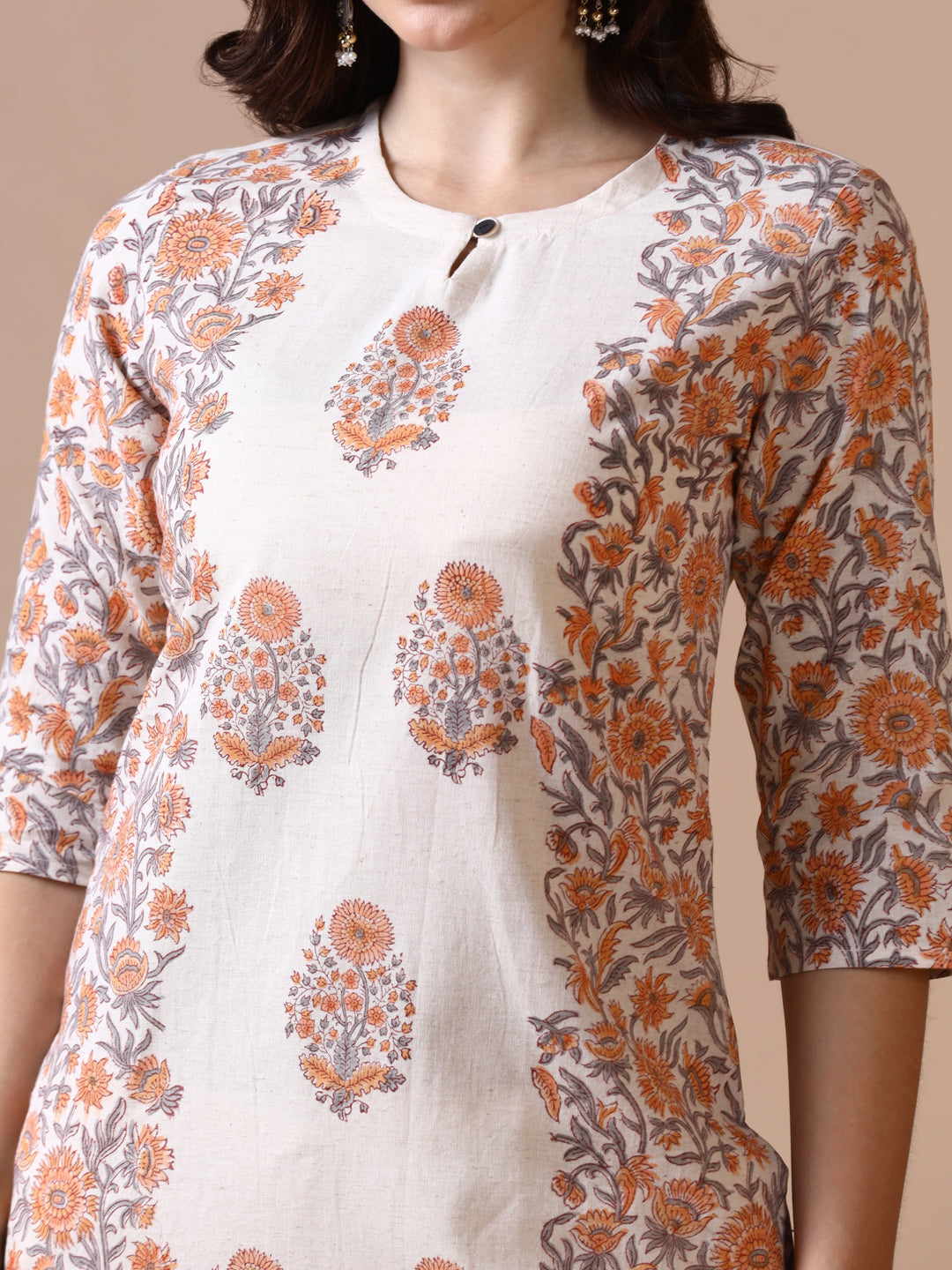 Off-White Floral Panelled Cotton Handblock Print Kurta with Keyhole Neck