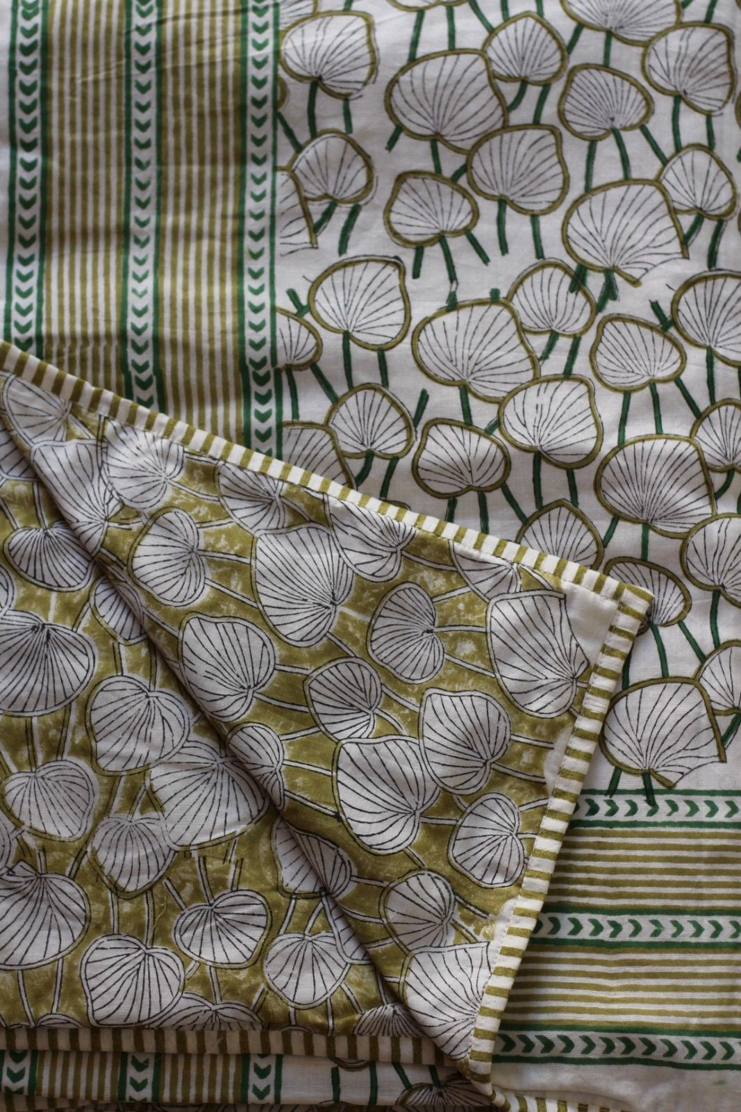 Lotus leaf jaal White Hand Block Printed Cotton Dohar