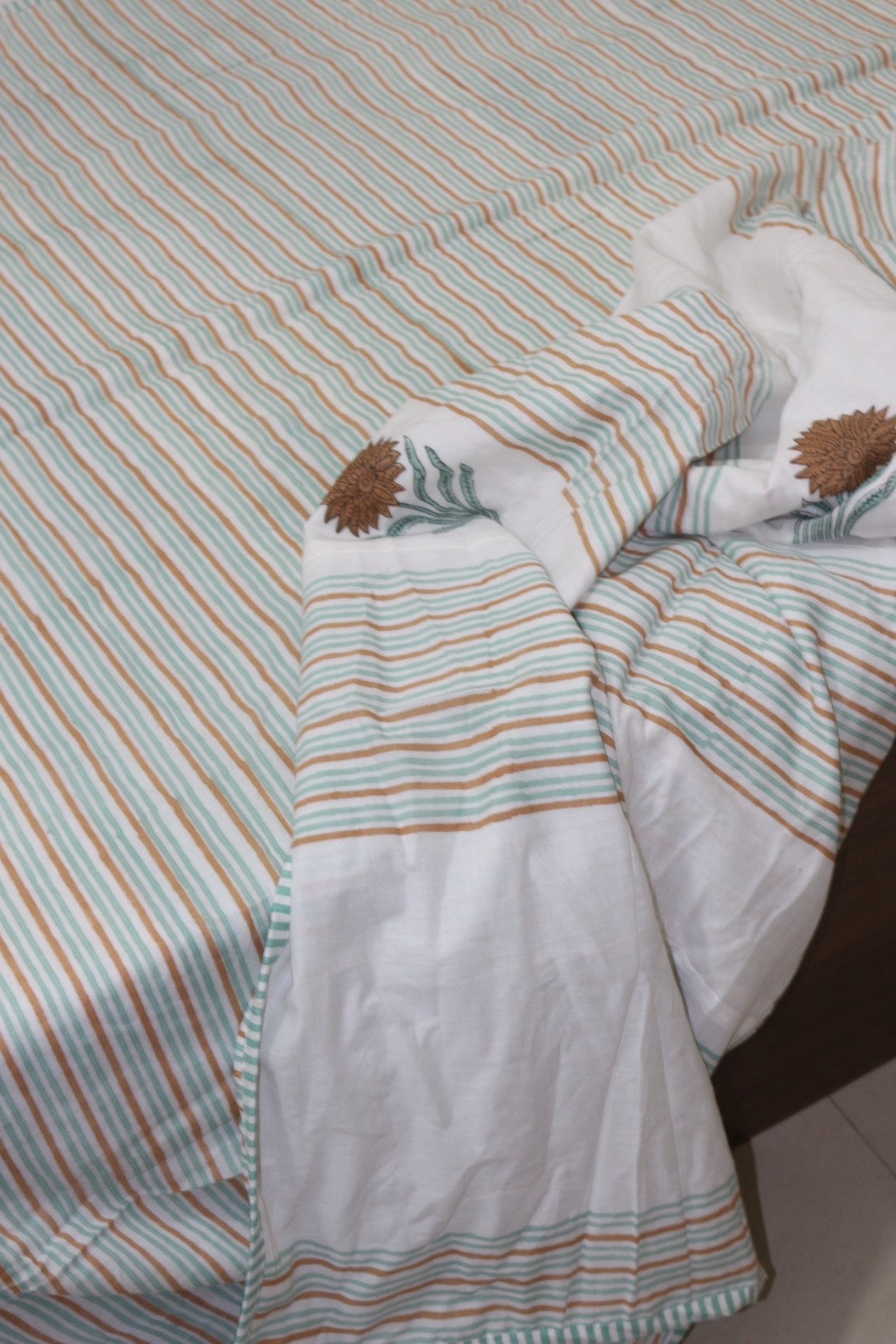 Stripes Butta Hand Block Printed Cotton Dohar