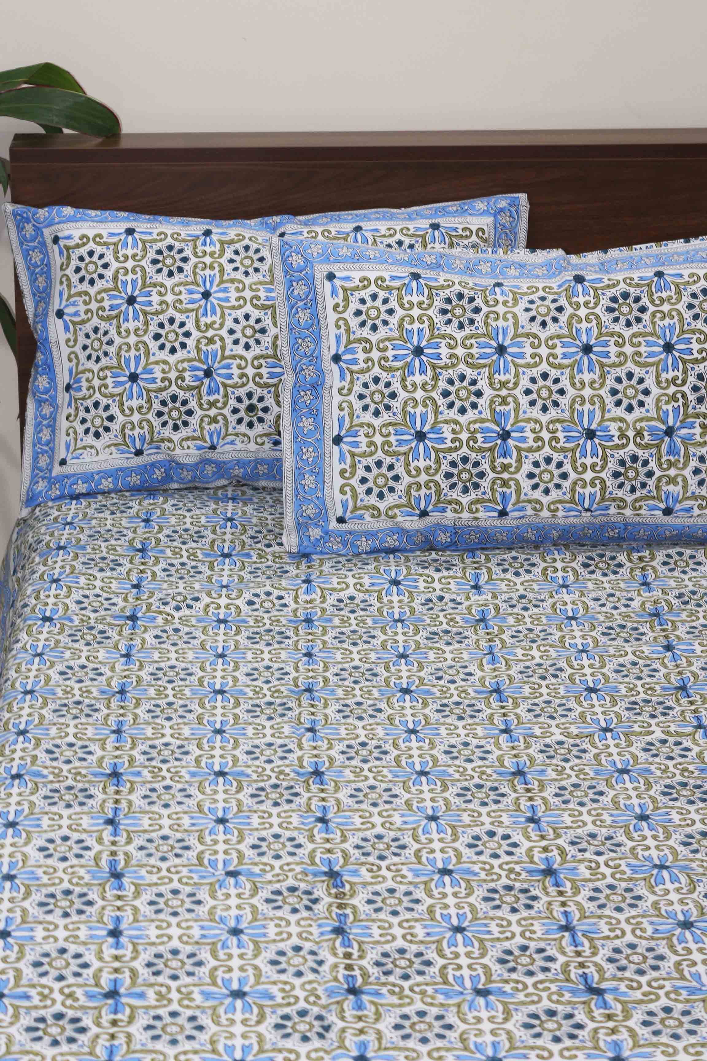 Mughal jaal White Hand Block Printed Cotton Bedsheet
