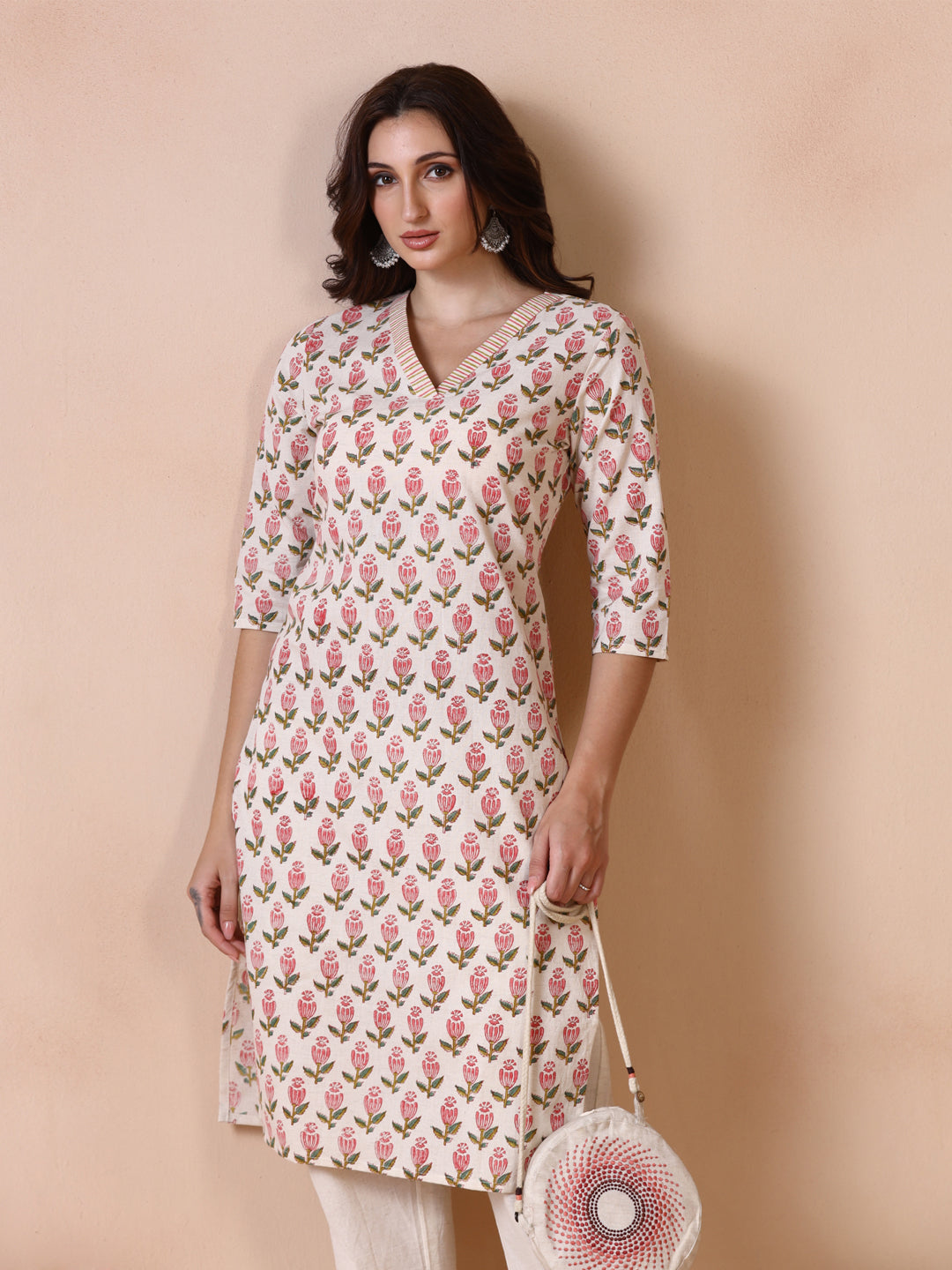 Traditional Buti Handblock Printed Cotton V- neck Kurta