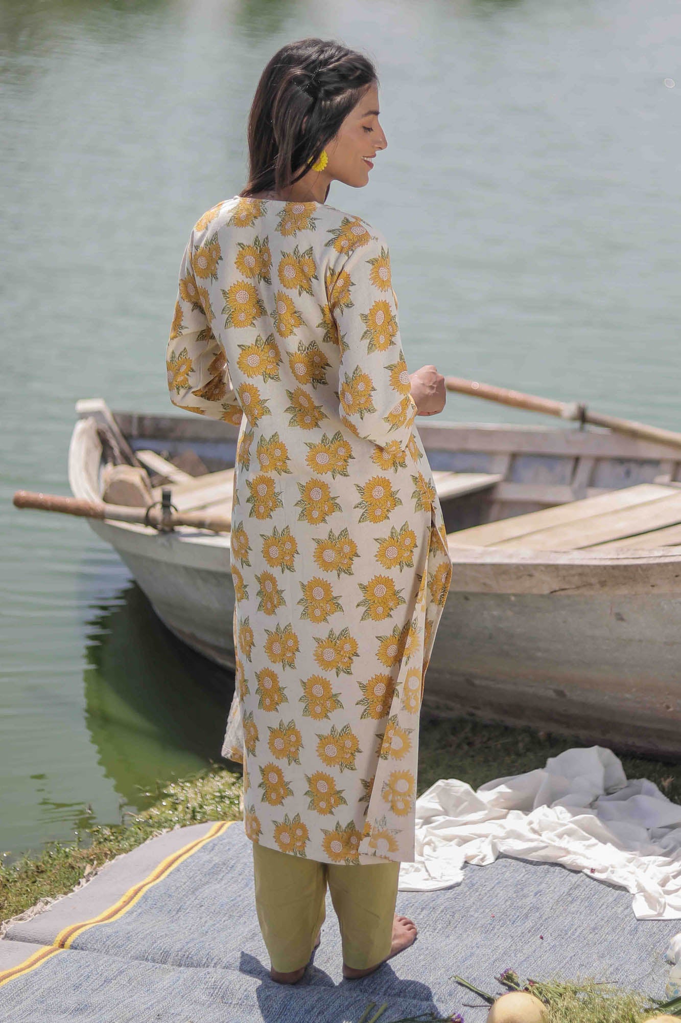 Sunflower Hand Block Printed V neck Straight Kurta