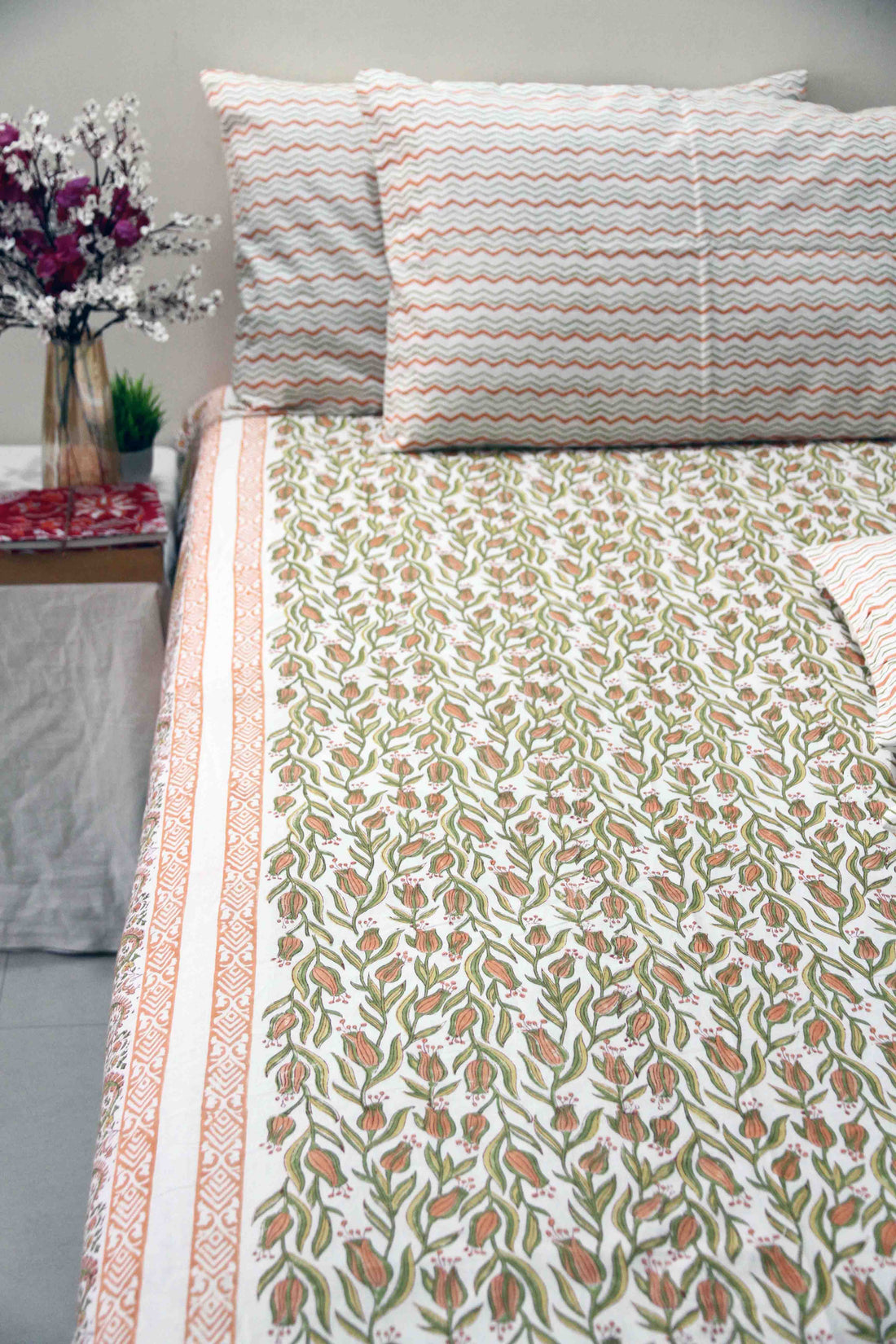 Tulip Floral Jaal White Hand Block Printed Cotton Bedsheet