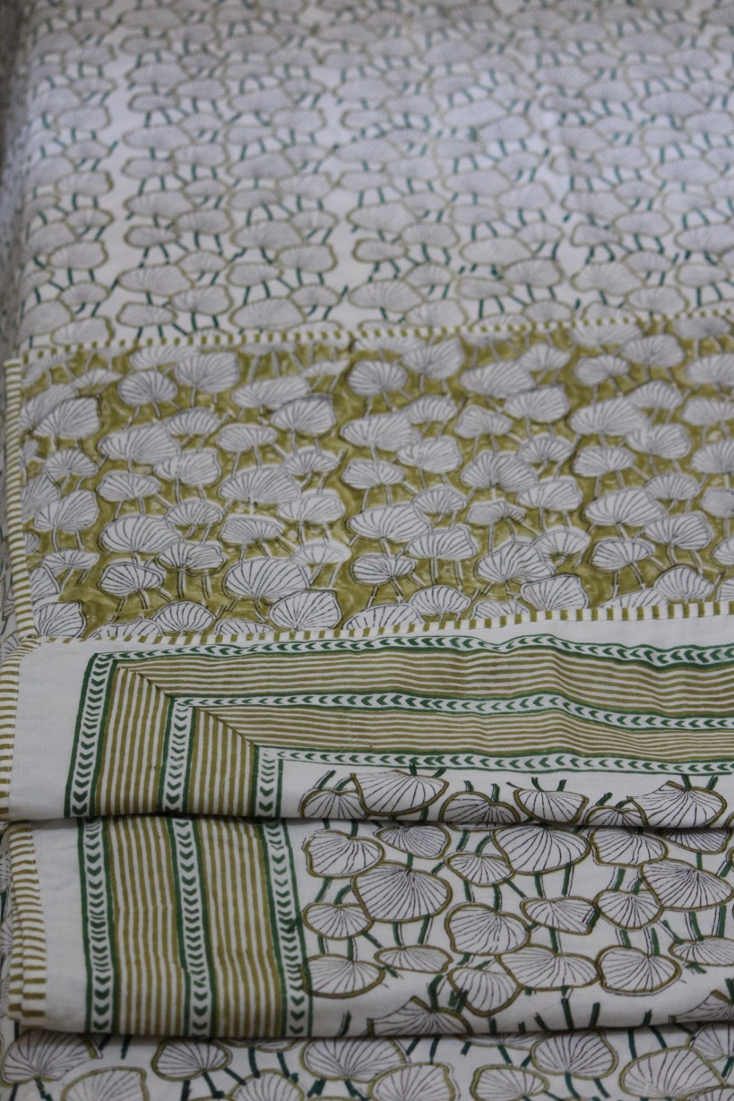 Lotus leaf jaal White Hand Block Printed Cotton Dohar